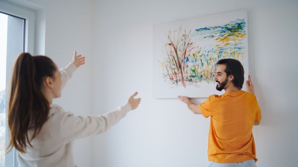 Cost of Artwork Hanging in Merritt Island