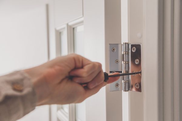 Cost of Hinge Repair in Merritt Island