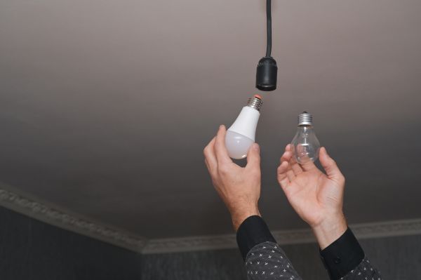 Cost of Light Bulbs Replacement in Merritt Island