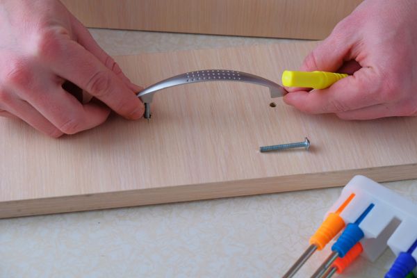 Cost of Drawer Handle Installation in Merritt Island