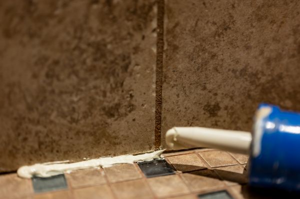 Cost of Shower Caulk Replacement in Merritt Island