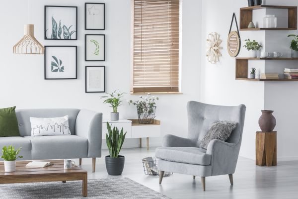 Cost of Wall Decor Hanging in Merritt Island